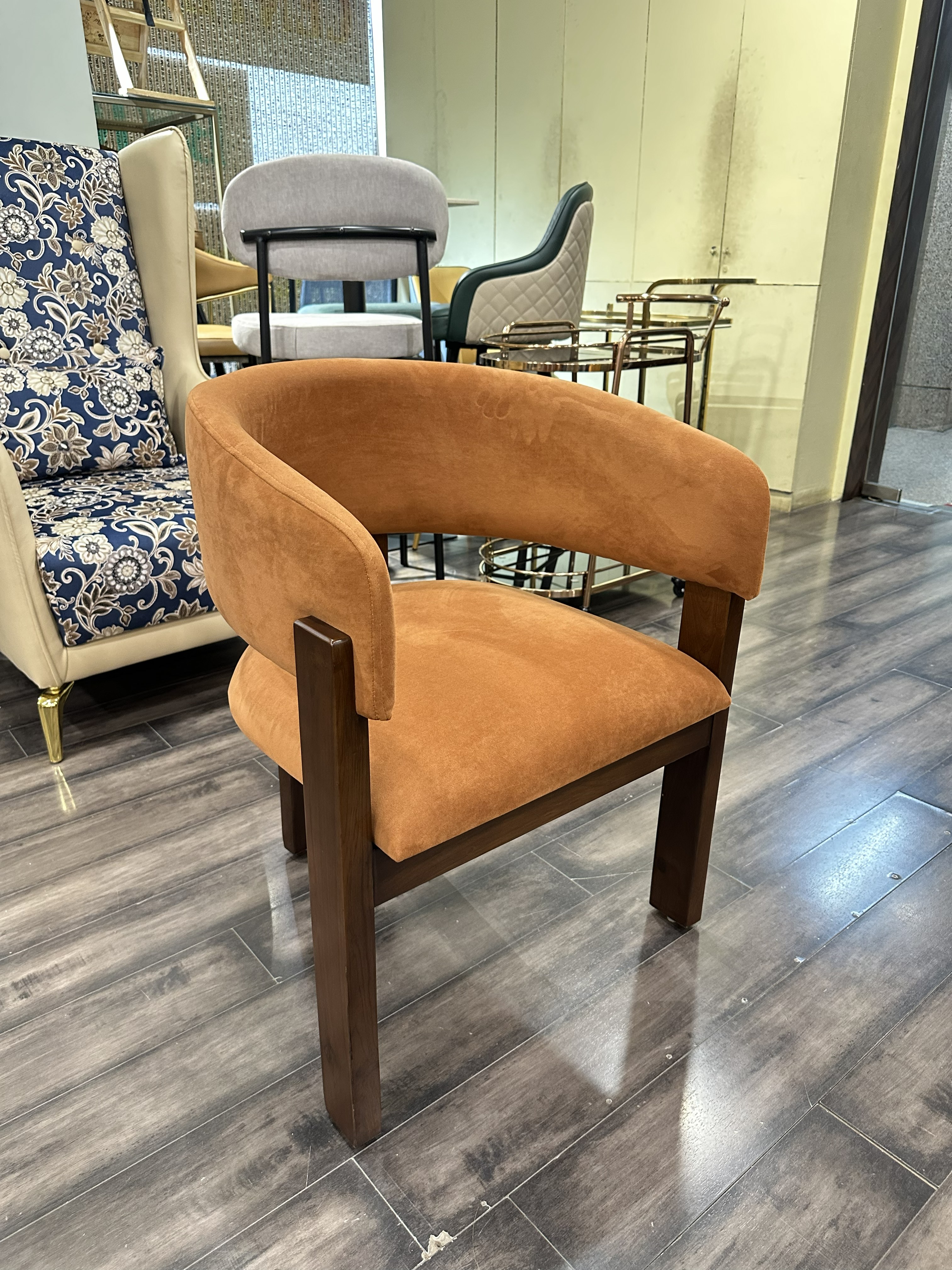 How to Choose Durable Restaurant Furniture for Daily Commercial Use